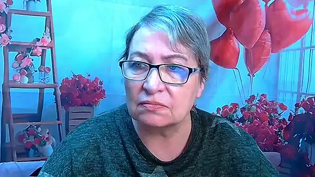 OlgaLuck online show from April 16, 2026, 5:41 am