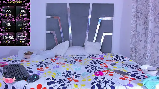 princess sharon  online show from November 24, 2025, 3:39 am