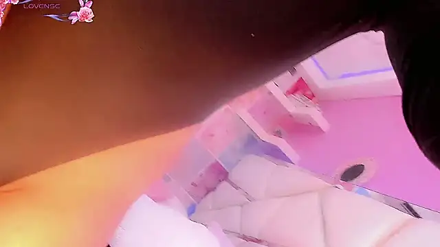 DaleskaSanchez online show from March 5, 2026, 8:49 pm