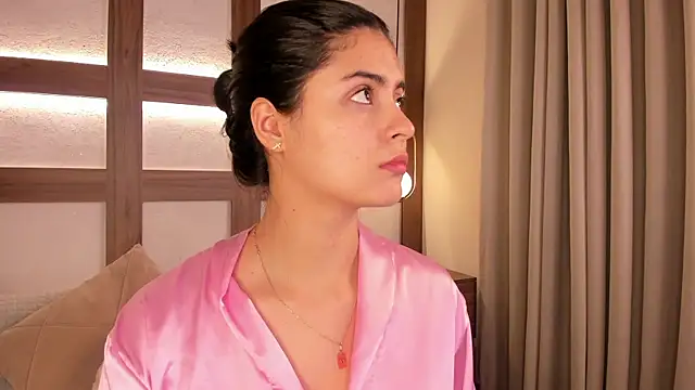 SarhaVega online show from March 27, 2026, 12:28 pm