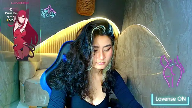 Snapshot of sofi_r_ chatting on February 5, 2026, 1:18 pm sofi r online show from February 5, 2026, 1:18 pm