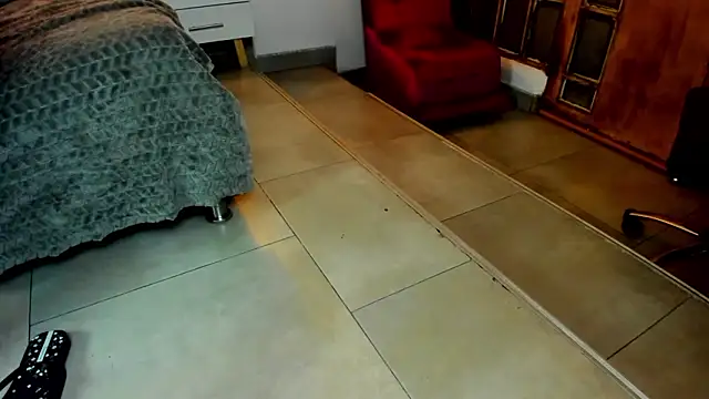 Mysterius Woman online show from March 25, 2026, 11:09 am