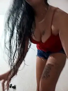 Haryelle35 online show from November 22, 2025, 1:04 am