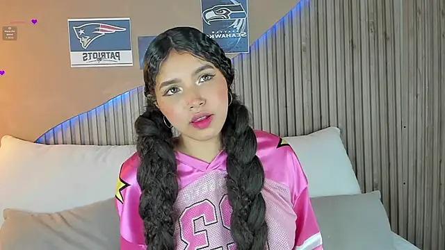 EloiseSweetxx online show from February 8, 2026, 7:11 pm