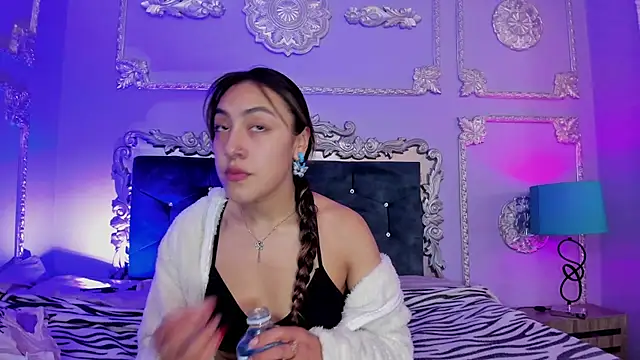 DhaliaRosse online show from February 7, 2026, 3:36 am