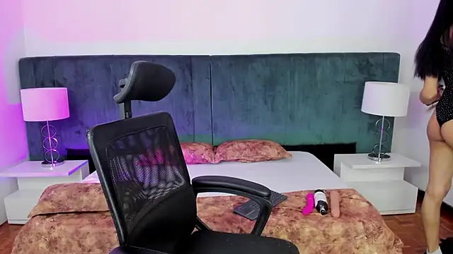 CleoColliva  online show from February 11, 2026, 4:34 am