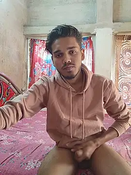 Snapshot of luckyutube chatting on December 19, 2025, 6:05 am luckyutube online show from December 19, 2025, 6:05 am