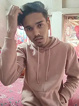 Snapshot of luckyutube chatting on January 6, 2026, 5:11 am luckyutube online show from January 6, 2026, 5:11 am