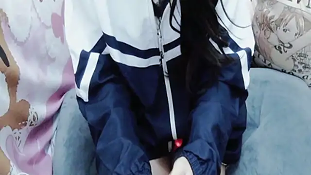 Snapshot of Alice-Hot88 chatting on January 16, 2026, 12:53 pm Alice-Hot88 online show from January 16, 2026, 12:53 pm