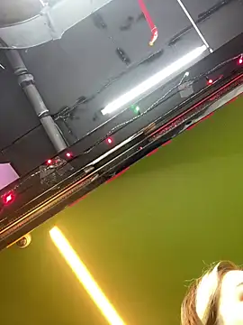 KateBurlesk online show from December 21, 2025, 9:33 am