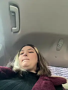 Snapshot of KateBurlesk chatting on March 1, 2026, 8:03 am KateBurlesk online show from March 1, 2026, 8:03 am