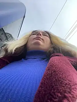 Snapshot of KateBurlesk chatting on February 5, 2026, 8:10 am KateBurlesk online show from February 5, 2026, 8:10 am