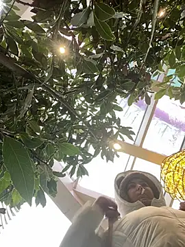 Snapshot of KateBurlesk chatting on January 16, 2026, 9:13 am KateBurlesk online show from January 16, 2026, 9:13 am