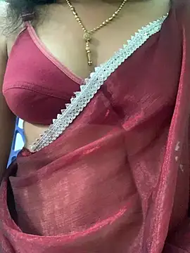 honeygirl6996 online show from July 9, 2026, 8:26 am