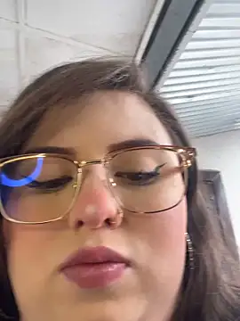 Kitty Bms  online show from January 16, 2026, 6:12 pm