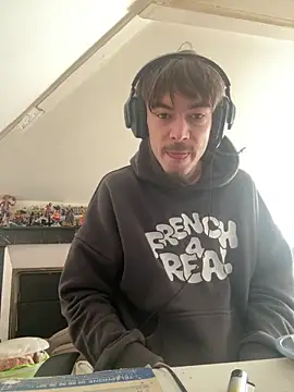 vicoo077 online show from February 14, 2026, 2:17 pm