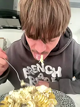 vicoo077 online show from November 22, 2025, 12:48 pm