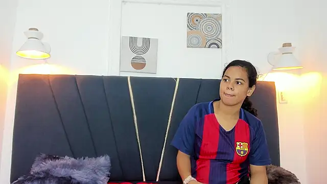 Snapshot of naomi_x0 chatting on February 17, 2026, 1:08 pm naomi x0 online show from February 17, 2026, 1:08 pm