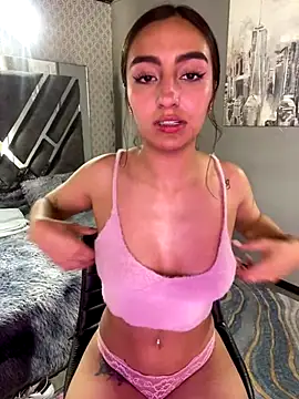 Snapshot of ZoeJohnson_Pink chatting on January 5, 2026, 5:27 pm ZoeJohnson Pink online show from January 5, 2026, 5:27 pm