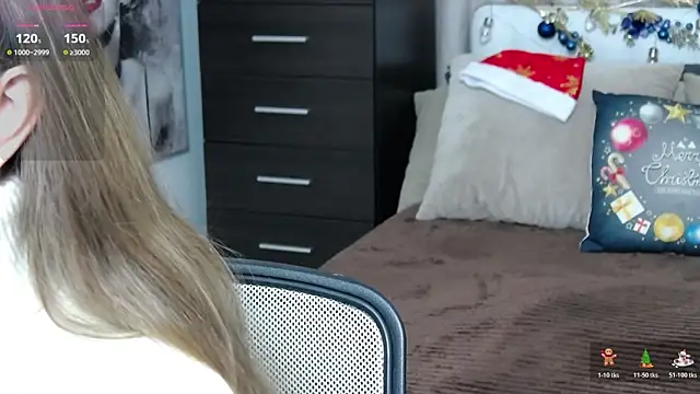 Snapshot of Brandy_Gem chatting on December 20, 2025, 7:44 am Brandy Gem online show from December 20, 2025, 7:44 am