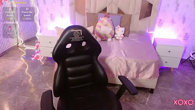 kaelwolf tay online show from December 21, 2025, 11:34 am