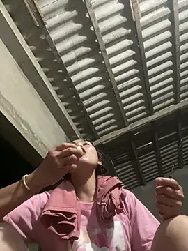 meganmeo online show from March 26, 2026, 1:09 pm