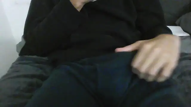 latinman7944 online show from February 10, 2026, 6:23 am