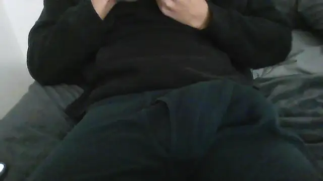 latinman7944 online show from January 7, 2026, 6:40 am