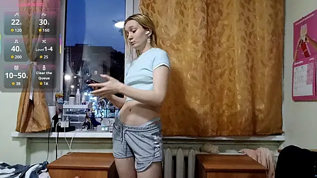 xlo lax online show from December 18, 2025, 1:37 pm