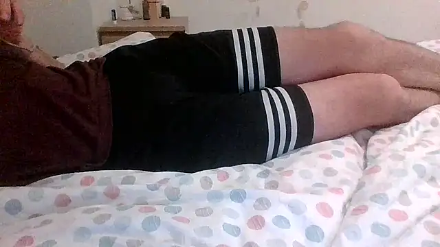 nightbound99 online show from November 26, 2025, 6:41 pm