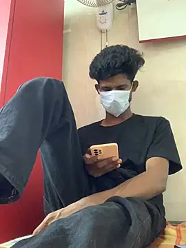 akgymnastic77Z online show from April 12, 2026, 11:24 am