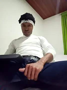 Snapshot of man_black_hot24 chatting on December 18, 2025, 10:57 pm man black hot24 online show from December 18, 2025, 10:57 pm