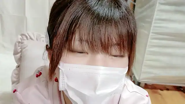  NATSUMI online show from January 15, 2026, 1:14 pm