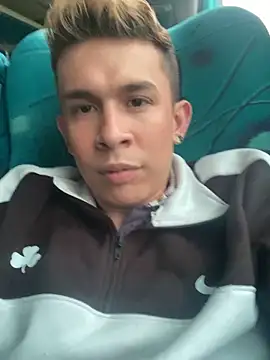 Snapshot of Juaan_Diick chatting on February 21, 2026, 5:37 pm Juaan Diick online show from February 21, 2026, 5:37 pm