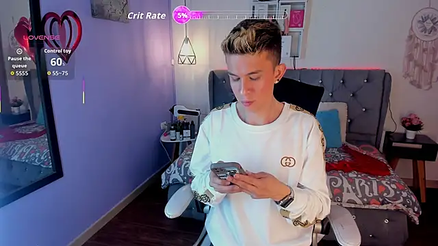 Snapshot of Juaan_Diick chatting on February 18, 2026, 5:42 pm Juaan Diick online show from February 18, 2026, 5:42 pm