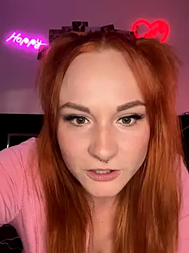 Fiebie licios online show from December 1, 2025, 8:37 am