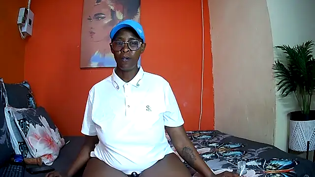 Snapshot of SexyCurves9 chatting on April 4, 2026, 8:15 pm SexyCurves9 online show from April 4, 2026, 8:15 pm
