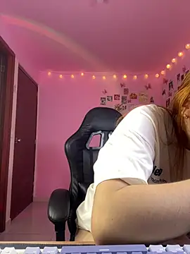 Davne  online show from March 20, 2026, 9:38 pm