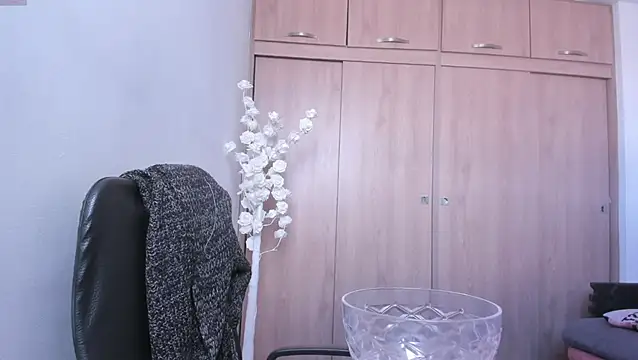 MaddieHunter online show from June 20, 2026, 2:44 pm
