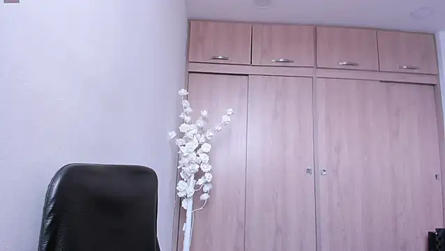 MaddieHunter online show from July 15, 2026, 3:41 pm
