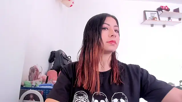 MaddieHunter online show from March 12, 2026, 3:16 pm