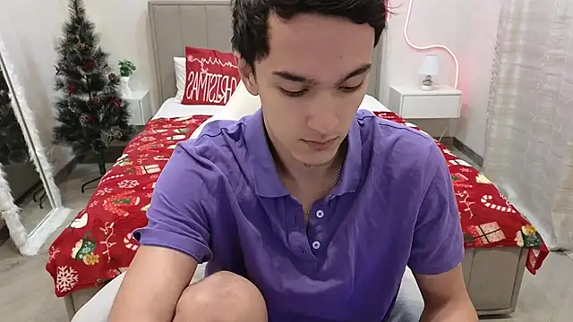 Snapshot of MoonlinSkinn chatting on January 8, 2026, 1:00 am MoonlinSkinn online show from January 8, 2026, 1:00 am