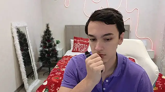 Snapshot of MoonlinSkinn chatting on January 12, 2026, 1:01 am MoonlinSkinn online show from January 12, 2026, 1:01 am