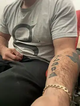 Snapshot of 2addictivelyhorny chatting on January 16, 2026, 1:59 pm 2addictivelyhorny online show from January 16, 2026, 1:59 pm