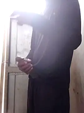 Snapshot of punanibully16 chatting on December 21, 2025, 10:17 am punanibully16 online show from December 21, 2025, 10:17 am