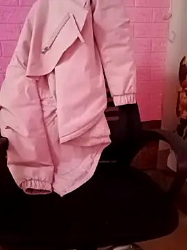 Lily-ross22 online show from March 31, 2026, 4:09 pm