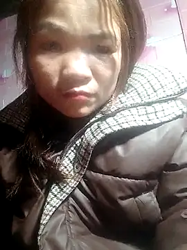 -mayman99 online show from December 18, 2025, 1:59 pm