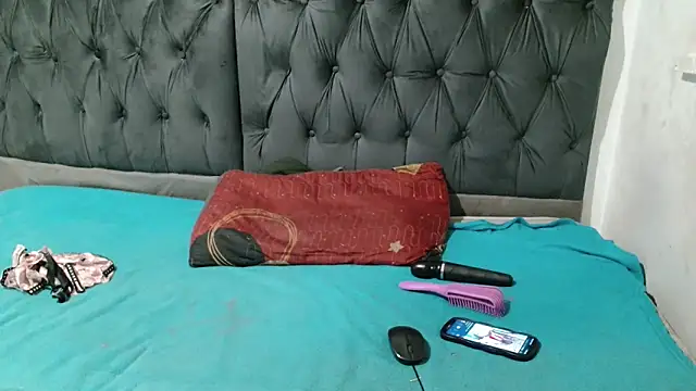 Ciara-Mia online show from March 23, 2026, 4:45 am