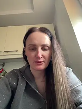 TomilaSi online show from March 1, 2026, 3:23 pm