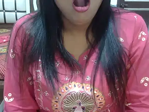 Snapshot of Harmanjeet_kaur chatting on June 19, 2026, 5:24 am Harmanjeet kaur online show from June 19, 2026, 5:24 am